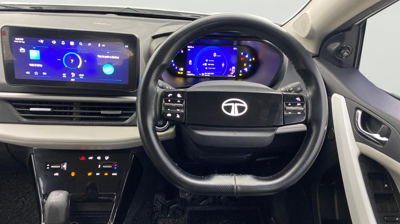 2023 Tata NEXON CREATIVE + 1.5 DIESEL, Diesel, Manual, 64,239 km, Steering Wheel Close Up