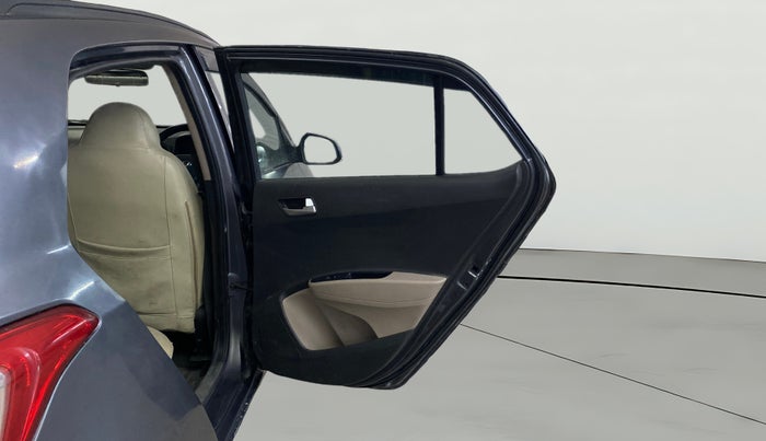 2016 Hyundai Grand i10 ASTA (O) 1.2 KAPPA VTVT, CNG, Manual, 1,16,049 km, RHS Rear Door