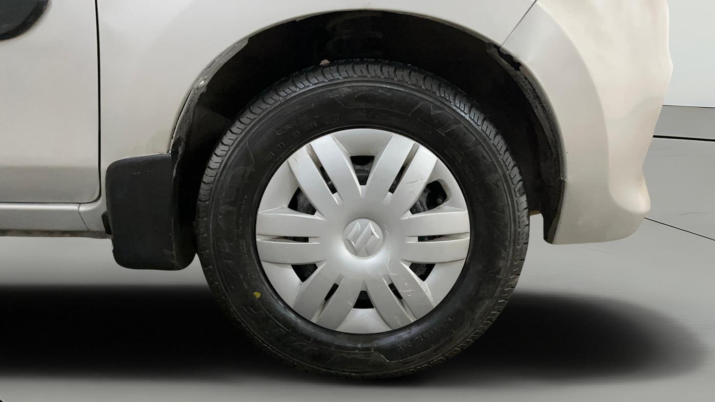 2019 Maruti Alto 800 LXI, Petrol, Manual, 28,130 km, Right Front Wheel