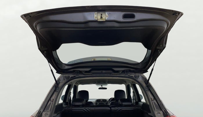 2018 Maruti Vitara Brezza ZDI, Diesel, Manual, 78,858 km, Boot Door Open