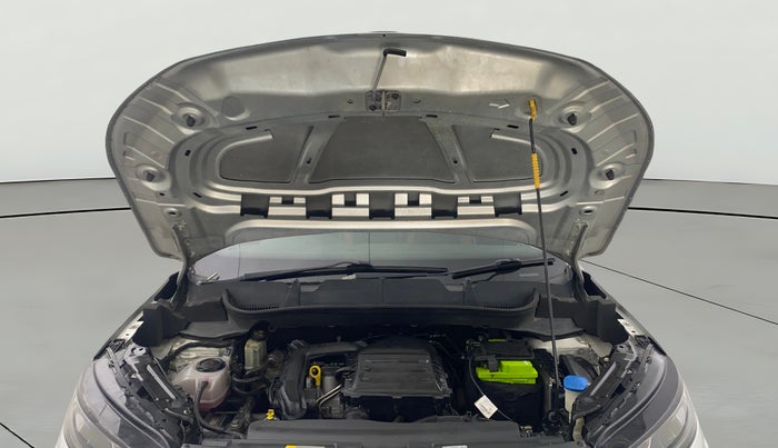 2022 Skoda KUSHAQ AMBITION 1.0L TSI MT, Petrol, Manual, 72,759 km, Open Bonet