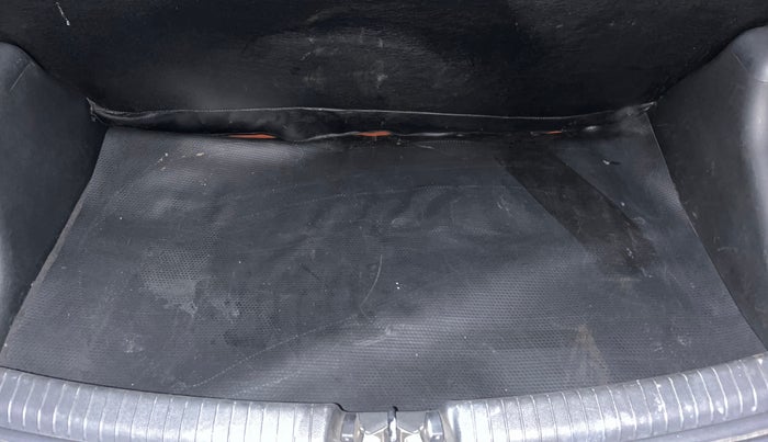 2018 Hyundai Grand i10 MAGNA 1.2 KAPPA VTVT, Petrol, Manual, 1,10,034 km, Boot Open Zoomed View