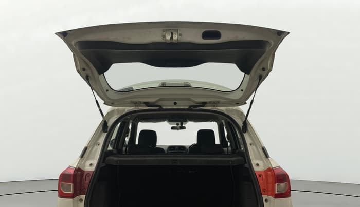 2016 Maruti Vitara Brezza ZDI PLUS, Diesel, Manual, 1,35,208 km, Boot Door Open