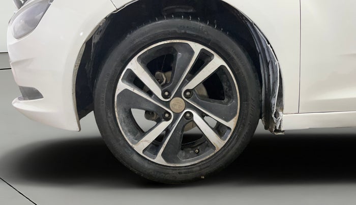 2020 Tata ALTROZ XZ PETROL, Petrol, Manual, 85,433 km, Left Front Wheel