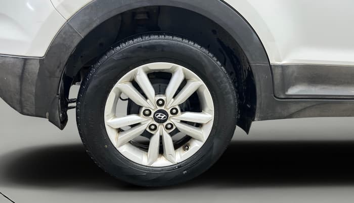 2015 Hyundai Creta SX PLUS 1.6 PETROL, Petrol, Manual, 74,885 km, Right Rear Wheel
