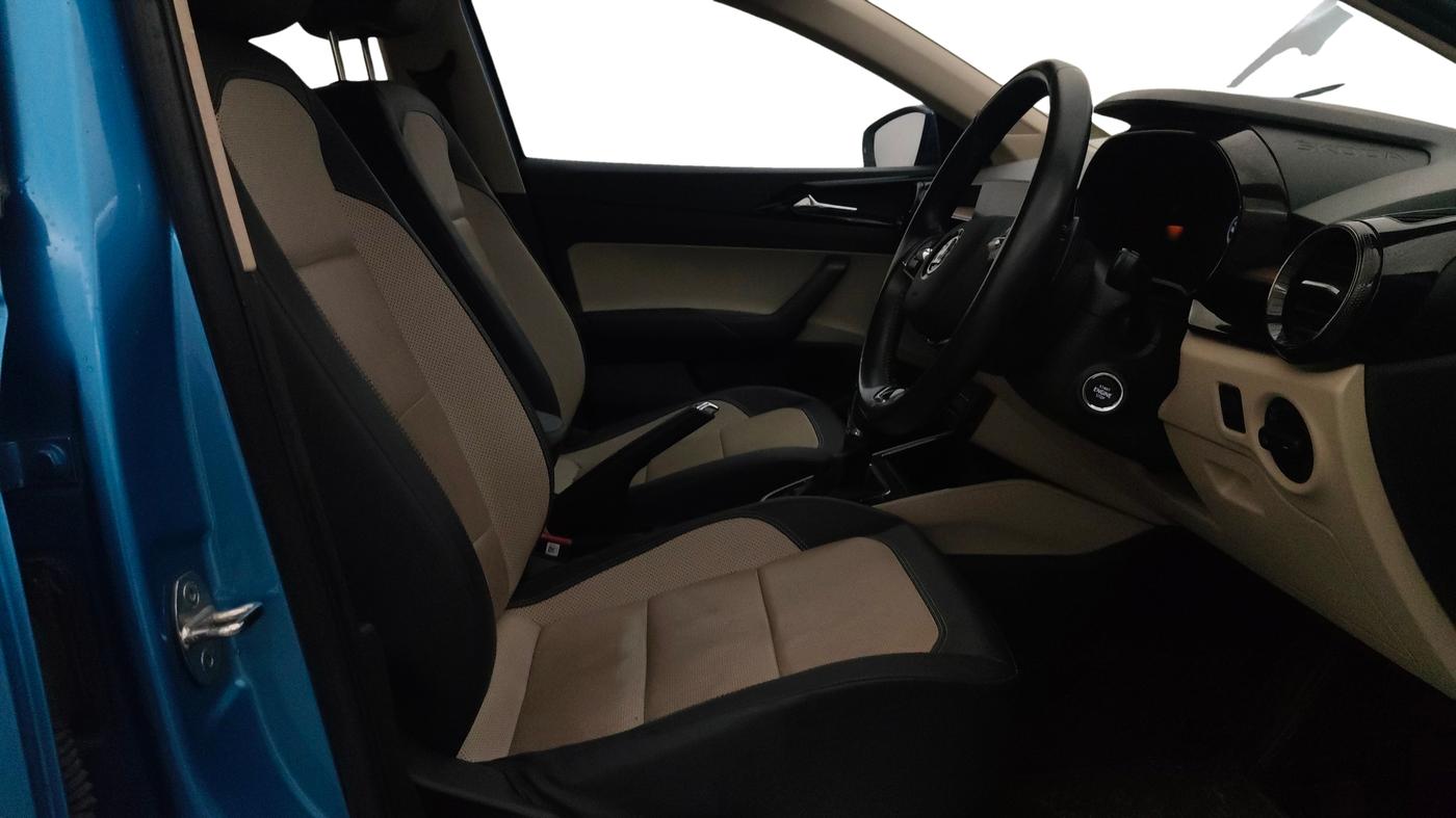 2023 Skoda SLAVIA STYLE 1.0L TSI AT, Petrol, Automatic, 27,545 km, Right Side Front Door Cabin