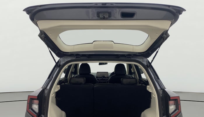 2024 Mahindra XUV 3XO MX3 Pro 1.5 Turbo Diesel, Diesel, Manual, 83,027 km, Boot Door Open