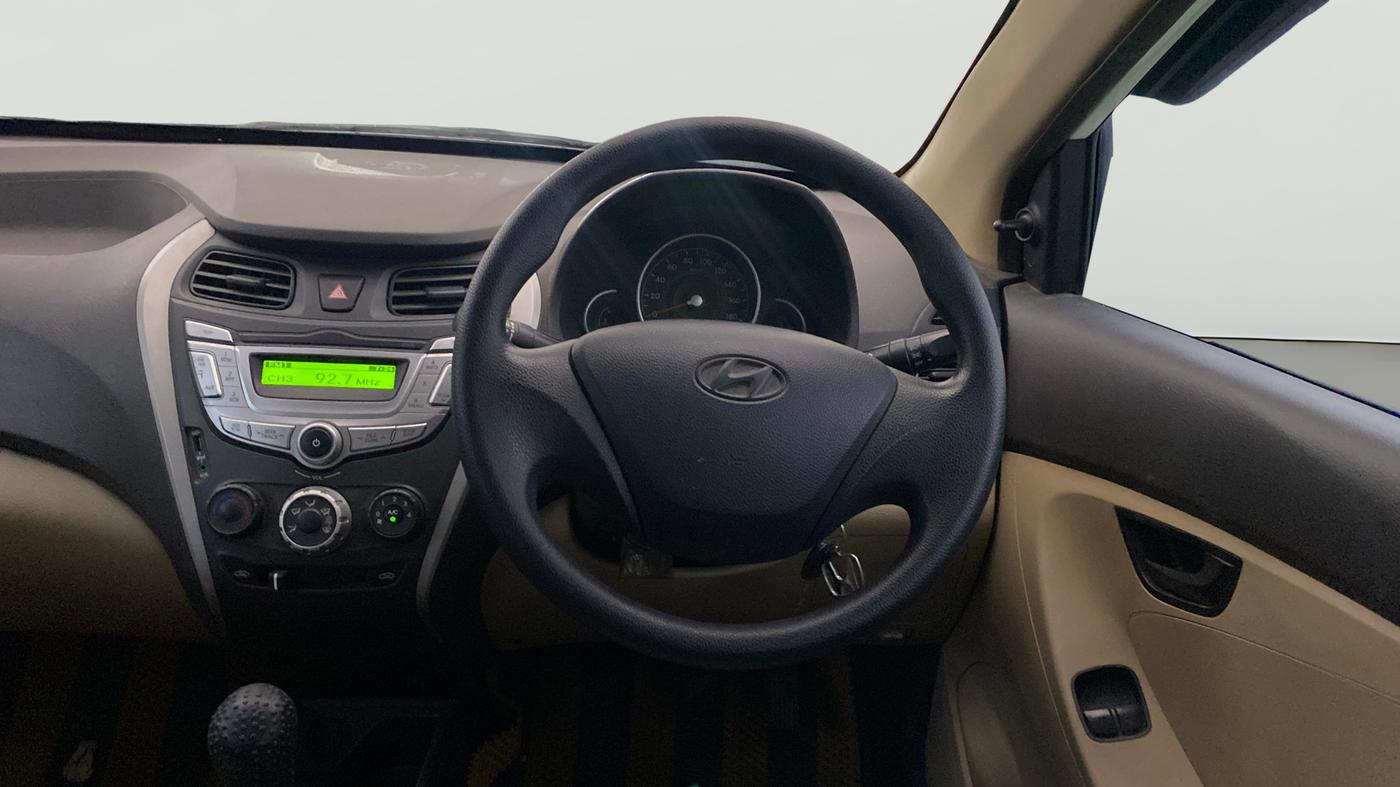 2015 Hyundai Eon MAGNA +, Petrol, Manual, 56,581 km, Steering Wheel Close Up