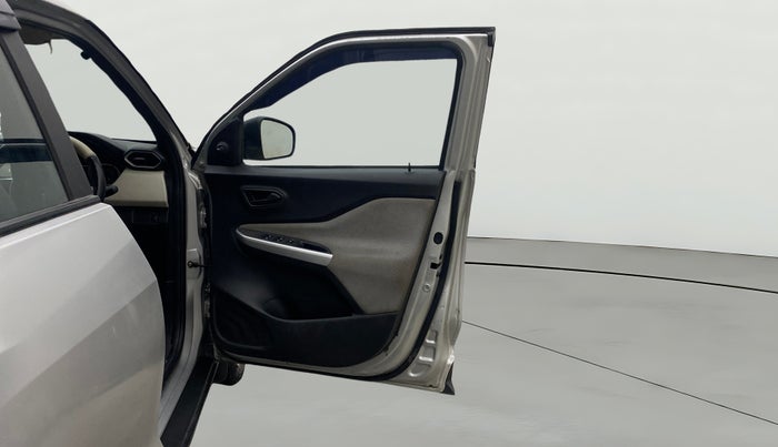 2022 Nissan MAGNITE XE, Petrol, Manual, 24,110 km, RHS Front Door