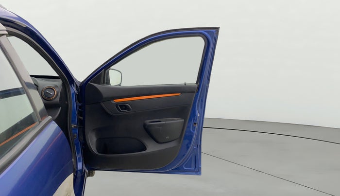 2017 Renault Kwid CLIMBER 1.0, Petrol, Manual, 70,742 km, RHS Front Door