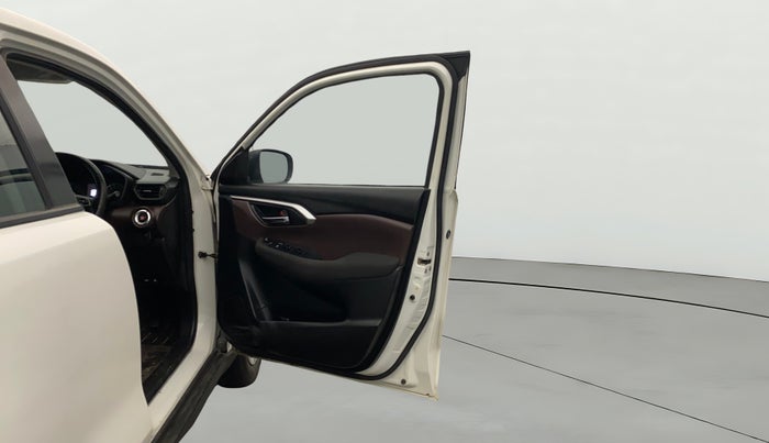 2023 Maruti Grand Vitara DELTA SMART HYBRID AT, Petrol, Automatic, 54,258 km, RHS Front Door