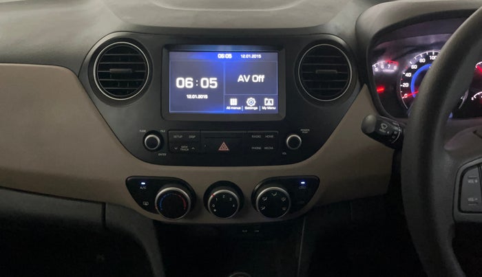 2017 Hyundai Grand i10 SPORTZ (O) AT 1.2 KAPPA VTVT, Petrol, Automatic, 38,356 km, Air Conditioner