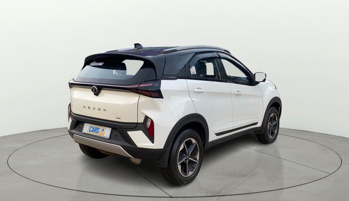 2025 Tata NEXON Fearless Plus (PS) 1.2 iCNG 6MT Dual Tone, CNG, Manual, 8,858 km, Right Back Diagonal