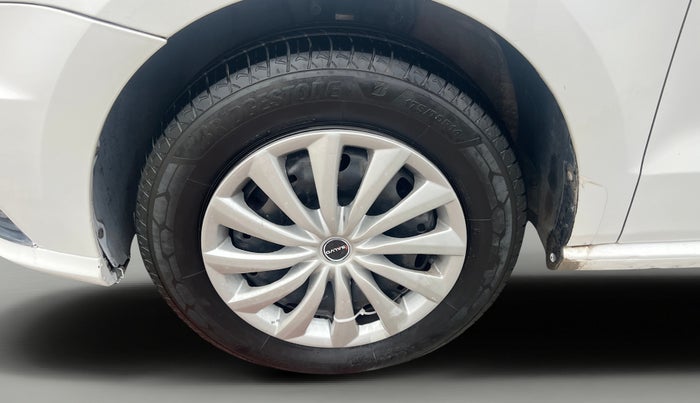 2019 Volkswagen Ameo TRENDLINE 1.5L, Diesel, Manual, 1,00,303 km, Left Front Wheel