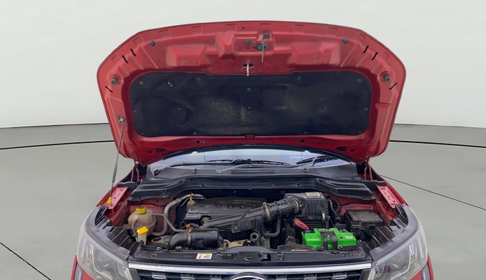 2019 Mahindra XUV300 W8 (O) 1.2 PETROL, Petrol, Manual, 47,794 km, Open Bonet