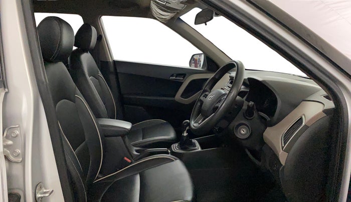 2016 Hyundai Creta S 1.6 PETROL, Petrol, Manual, 43,500 km, Right Side Front Door Cabin