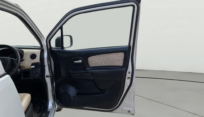 2017 Maruti Wagon R 1.0 VXI AMT, Petrol, Automatic, 79,458 km, RHS Front Door