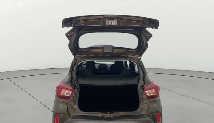 2020 Renault Kwid CLIMBER 1.0 AMT (O), Petrol, Automatic, 11,828 km, Boot Door Open