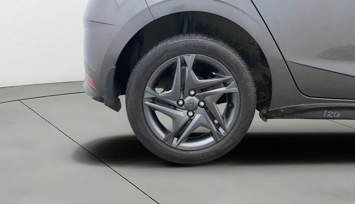 2022 Hyundai NEW I20 SPORTZ 1.2 MT, Petrol, Manual, 47,748 km, Right Rear Wheel