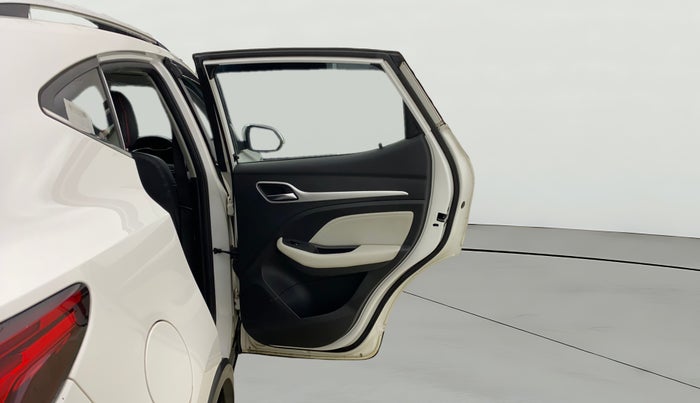 2023 MG ASTOR SMART 1.5 CVT, Petrol, Automatic, 19,188 km, RHS Rear Door