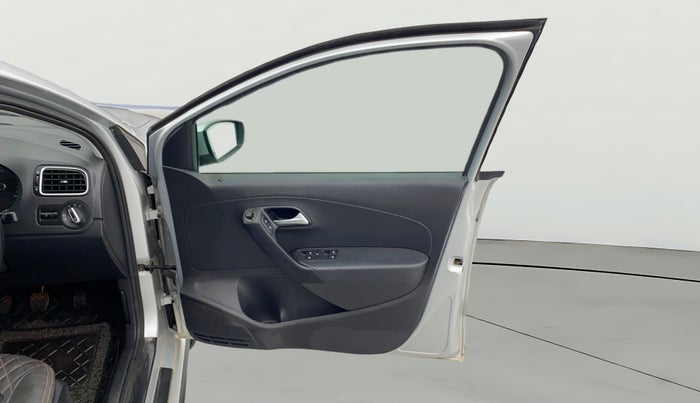 2022 Volkswagen Polo HIGHLINE PLUS 1.0L TSI, Petrol, Manual, 32,468 km, RHS Front Door