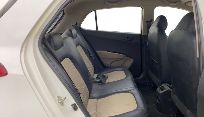 2014 Hyundai Grand i10 MAGNA 1.2 KAPPA VTVT, Petrol, Manual, 95,689 km, Right Side Rear Door Cabin