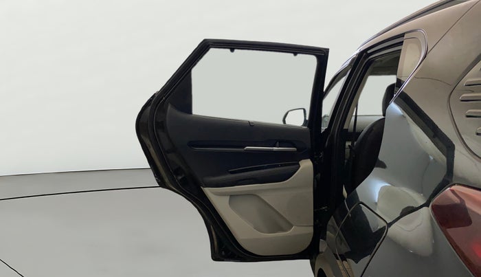 2023 KIA SONET HTX 1.0 IMT, Petrol, Manual, 7,511 km, LHS Rear Door