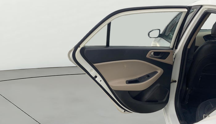 2017 Hyundai Elite i20 ASTA 1.4 CRDI (O), Diesel, Manual, 1,19,710 km, LHS Rear Door