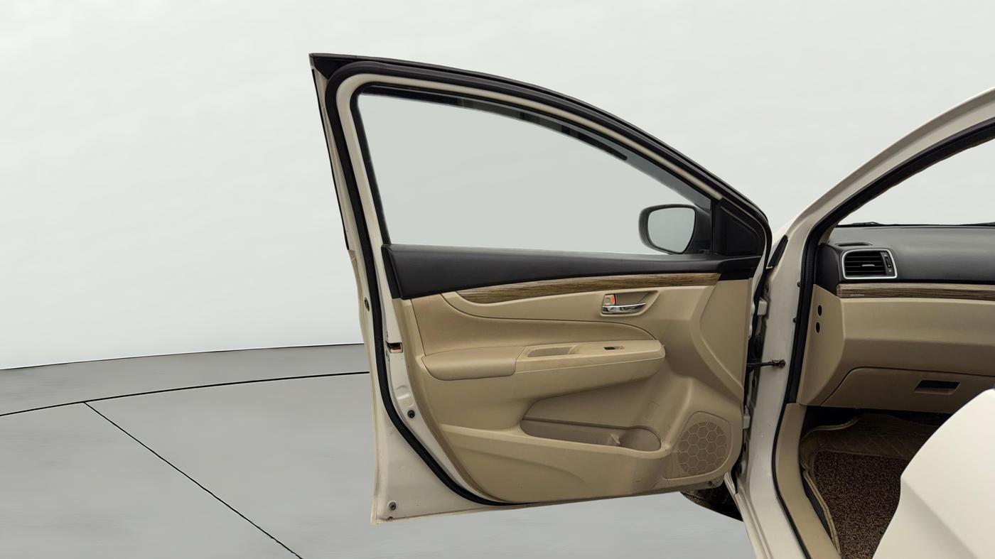 2022 Maruti Ciaz DELTA AT 1.5 SHVS PETROL, Petrol, Automatic, 55,011 km, LHS Front Door