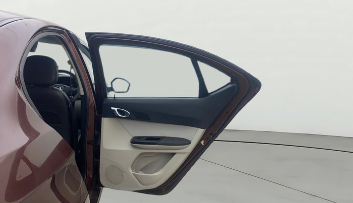 2022 Tata TIGOR XZ PLUS CNG, CNG, Manual, 84,605 km, RHS Rear Door