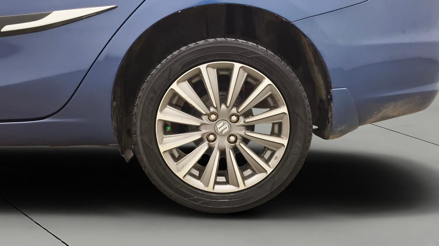 2019 Maruti Ciaz ALPHA 1.5 SHVS PETROL, Petrol, Manual, 87,994 km, Left Rear Wheel