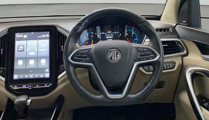 2021 MG HECTOR SHARP 1.5 CVT PETROL DUAL TONE, Petrol, Automatic, 49,520 km, Steering Wheel Close Up