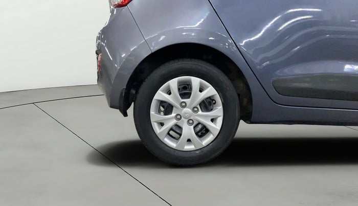 2014 Hyundai Grand i10 SPORTZ 1.2 KAPPA VTVT, Petrol, Manual, 98,870 km, Right Rear Wheel