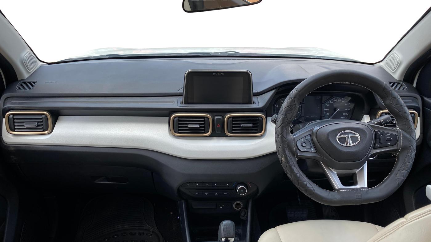 2021 Tata PUNCH ACCOMPLISHED AMT, Petrol, Automatic, 30,122 km, Dashboard
