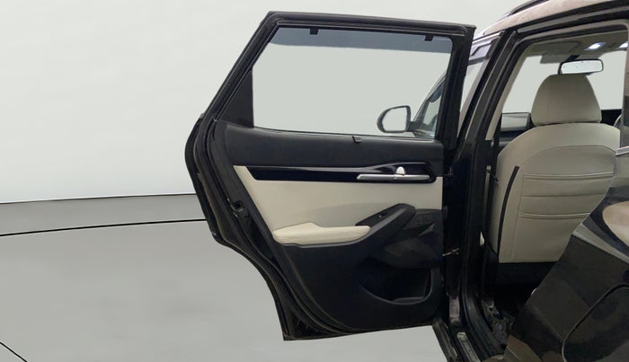 2022 KIA SELTOS HTX PETROL 1.5, Petrol, Manual, 35,386 km, LHS Rear Door