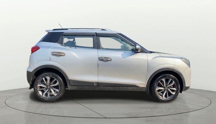 2019 Mahindra XUV300 W8 (O) 1.2 PETROL, Petrol, Manual, 66,047 km, Right Side View