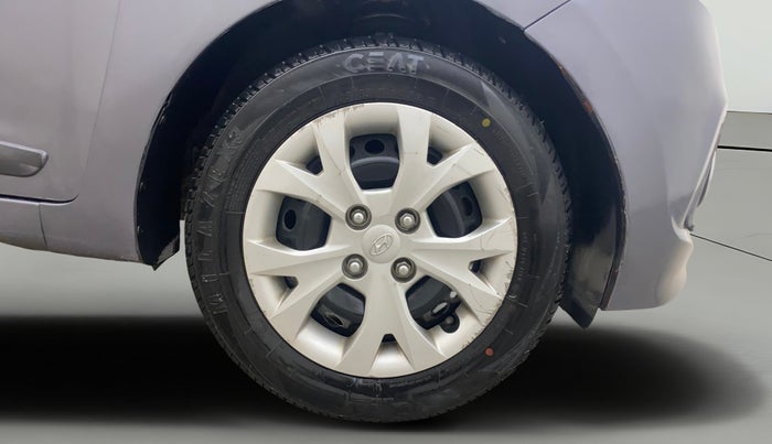 2014 Hyundai Grand i10 SPORTZ 1.2 KAPPA VTVT, Petrol, Manual, 28,456 km, Right Front Wheel