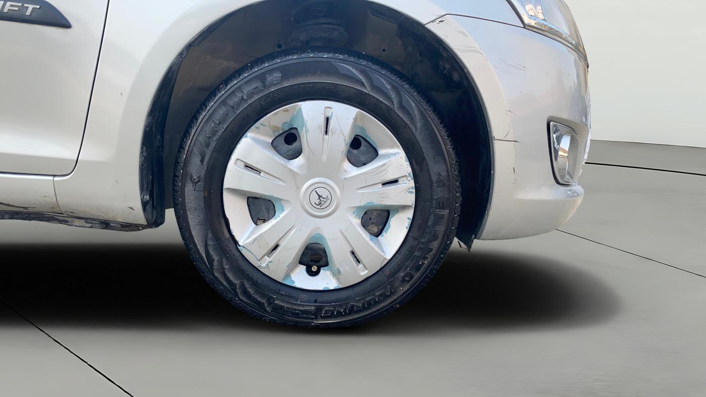2014 Maruti Swift VXI, Petrol, Manual, 77,790 km, Right Front Wheel