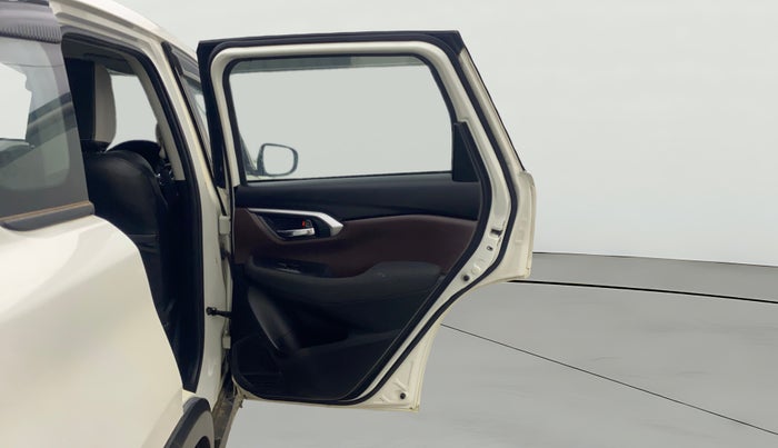 2023 Maruti Grand Vitara DELTA SMART HYBRID AT, Petrol, Automatic, 51,190 km, RHS Rear Door