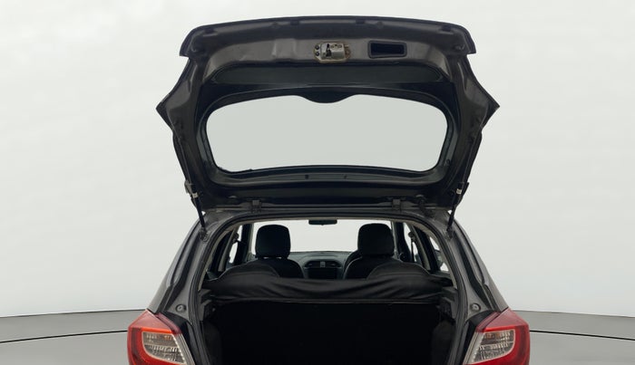 2021 Tata Tiago XT (O) PETROL, Petrol, Manual, 1,09,683 km, Boot Door Open