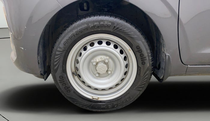 2023 Hyundai GRAND I10 NIOS ERA 1.2 KAPPA VTVT, Petrol, Manual, 6,653 km, Left Front Wheel