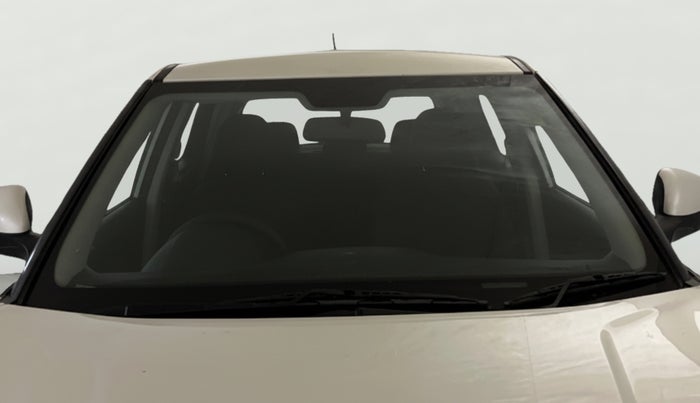 2021 Mahindra XUV300 W4 1.5 DIESEL, Diesel, Manual, 25,791 km, Front Windshield