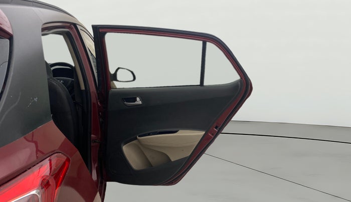 2014 Hyundai Grand i10 ASTA 1.1 CRDI, Diesel, Manual, 1,11,939 km, RHS Rear Door