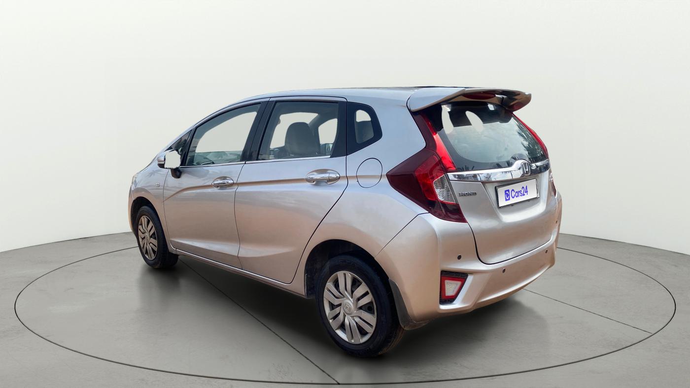 2016 Honda Jazz 1.5L I-DTEC SV, Diesel, Manual, 1,18,421 km, Left Back Diagonal