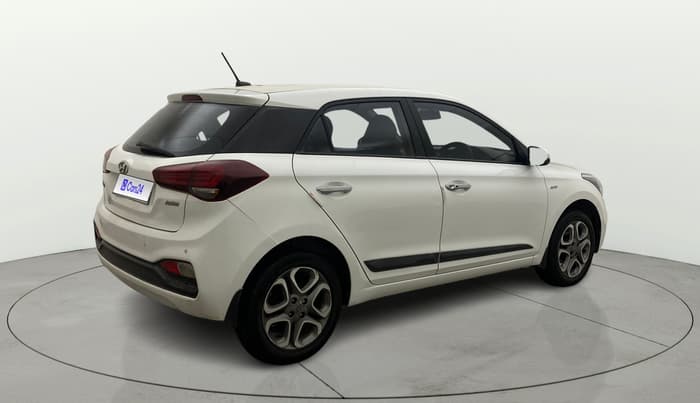 2019 Hyundai Elite i20 ASTA (O) CVT, Petrol, Automatic, 1,03,334 km, Right Back Diagonal