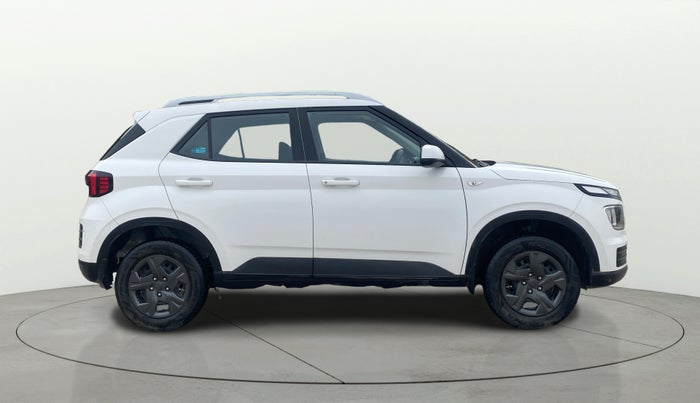 2023 Hyundai VENUE S 1.2, Petrol, Manual, 22,139 km, Right Side View