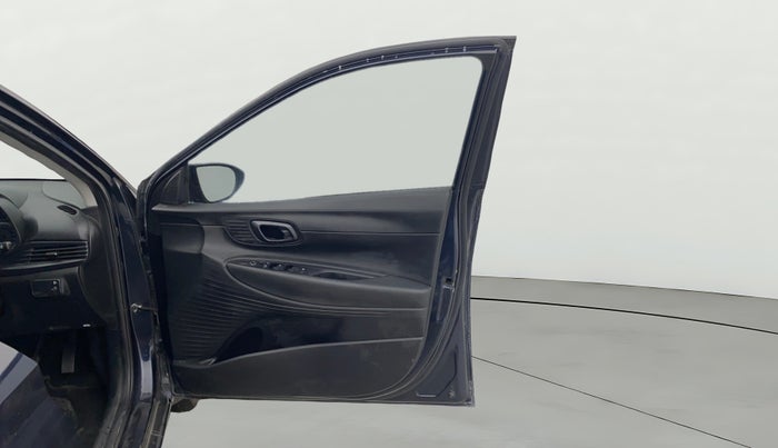 2021 Hyundai NEW I20 MAGNA 1.2 MT, Petrol, Manual, 73,888 km, RHS Front Door