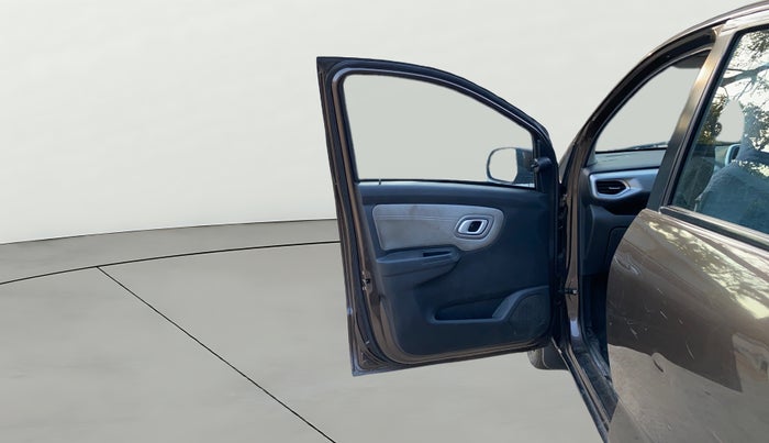 2021 Datsun Redi Go T(O), Petrol, Manual, 90,667 km, LHS Front Door