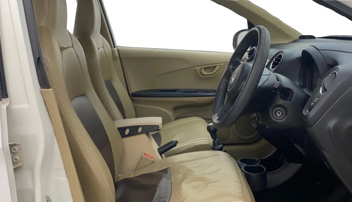 2015 Honda Amaze 1.2L I-VTEC SX, Petrol, Manual, 1,39,312 km, Right Side Front Door Cabin