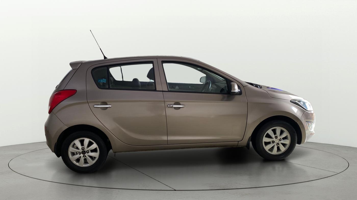 2013 Hyundai i20 ASTA 1.2, Petrol, Manual, 44,499 km, Right Side View